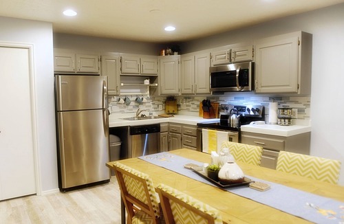 St. George Condo | Relax in the Sun Extremely Clean with Fast Internet great amenities 10% Discount
