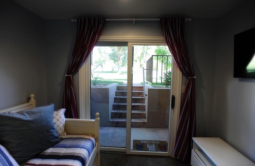 St. George Condo | Relax in the Sun Extremely Clean with Fast Internet great amenities 10% Discount