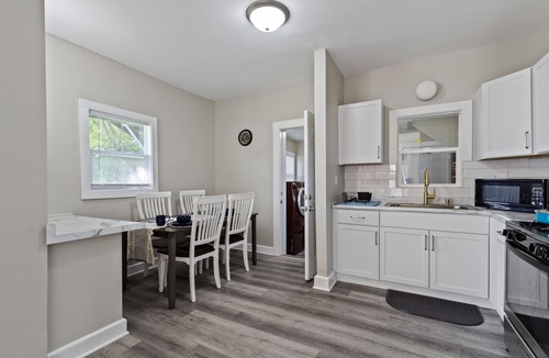 Anderson Apartment | Relaxing 3beds/2 baths