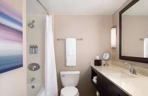 Milpitas Hotel | Relaxing Accommodation | Gym, Pets Allowed, Near 49ers Museum