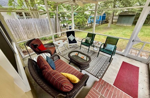 The Pines House | Relaxing Ranch-Style Home 2 Blocks from Beach with Private Porch & Netflix!