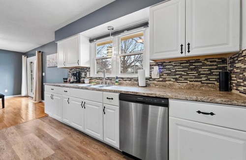 Lee's Summit House | Relaxing Retreat in Lee's Summit - NO Cleaning FEE