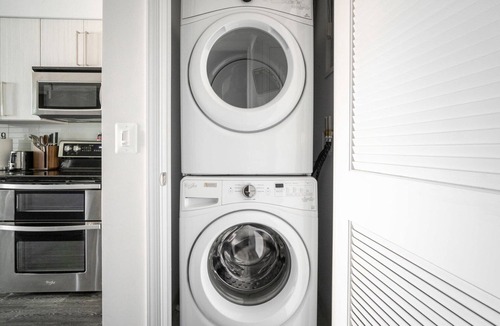 Ballston Apartment | Remarkable Virginia Square 1BR w/Gym, nr GMU & Shops, by Blueground
