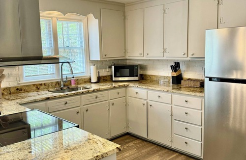 Worcester House | Remodeled Single Family, Enjoy a experience at this centrally located place.