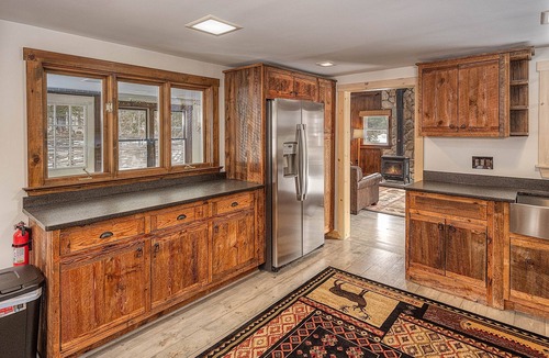 Carroll Cabin | Renovated Cabin On River|Bretton Woods| Mt. Washington|Fishing+Hiking| Fire pit|