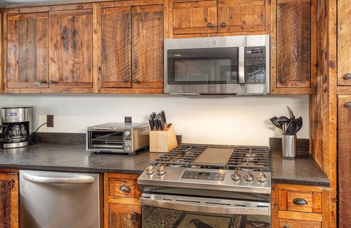 Carroll Cabin | Renovated Cabin On River|Bretton Woods| Mt. Washington|Fishing+Hiking| Fire pit|
