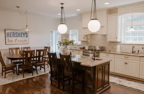 Shelby House | Renovated historic 7BR, 4.5-bath home in Shelby sleeping up to 14 guests. Walk to downtown shops, restaurants, bars, and brewery experiences while enjoying a cozy, spacious stay near Mansfield attractions.