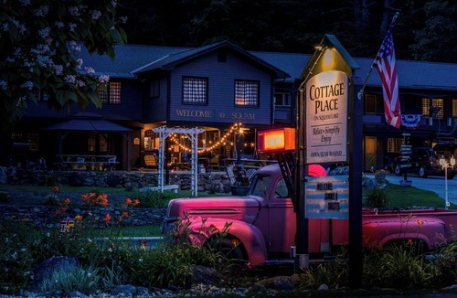 Holderness Hotel | Renovated Lake Suite 1, Kitchen, Private Beach + Dock Access, Not Dog Friendly