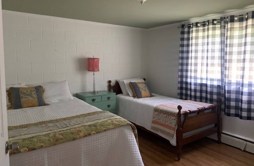 Holderness Hotel | Renovated Lake Suite 2, Kitchen, Private Beach + Dock Access, Not Dog Friendly