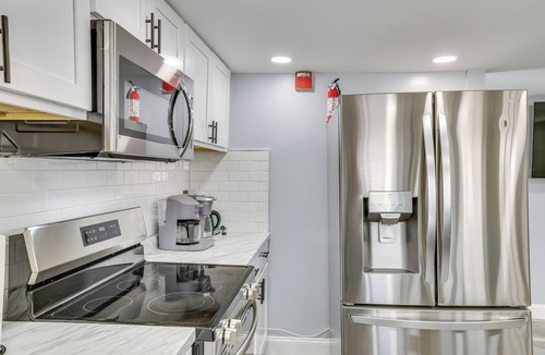Waterbury Apartment | Renovated Retreat in Downtown Waterbury!