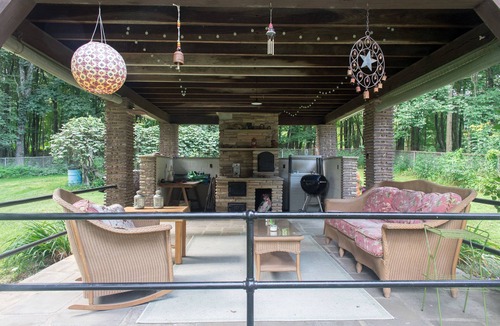 Farmington Cabin | Renovated & rustic cozy cabin with large yard, close to Ohiopyle