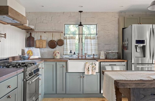 Hollowville House | Renovated Stylish Farmhouse with Pond and Fire Pit Near Hudson