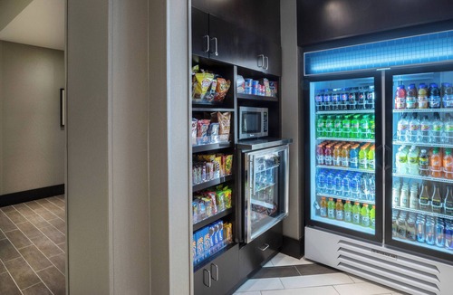 Chelsea Hotel | Residence Inn Boston Logan Airport/Chelsea