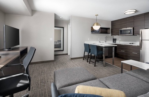 Hough Hotel | Residence Inn by Marriott Cleveland University Circle/Medical Center