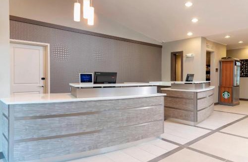 Akron Hotel | Residence Inn by Marriott Akron South/Green