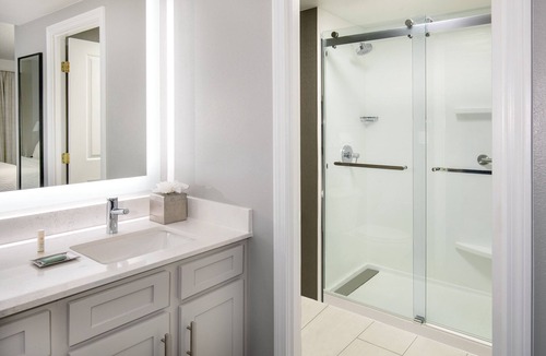 Thompson Square - Bunker Hill Hotel | Residence Inn by Marriott Boston Harbor on Tudor Wharf