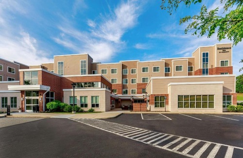 Nashua Hotel | Residence Inn by Marriott Nashua