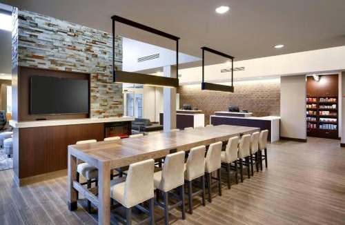 Lenexa Hotel | Residence Inn by Marriott Lenexa City Center