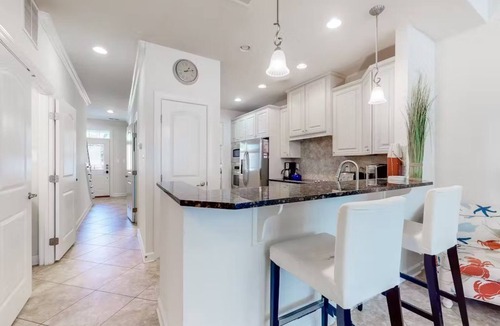 The Commons House | Resort Townhome w/Pools, Golf & Dog-Friendly