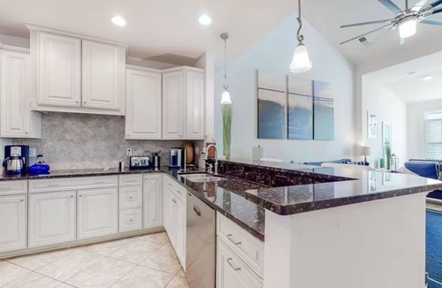 The Commons House | Resort Townhome w/Pools, Golf & Dog-Friendly