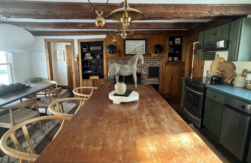 Andover House | Restorative Mountain Sanctuary with Hot Tub, Minutes from the Mountains