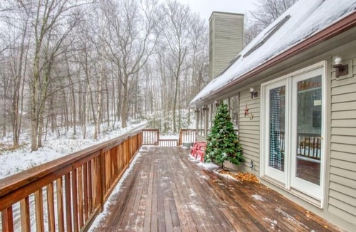 Birch Hill House | Retreat near Conway HotTub Harry Potter Room