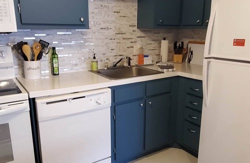 Edray Condo | Ride and Relax Snowshoe Vacation Rental