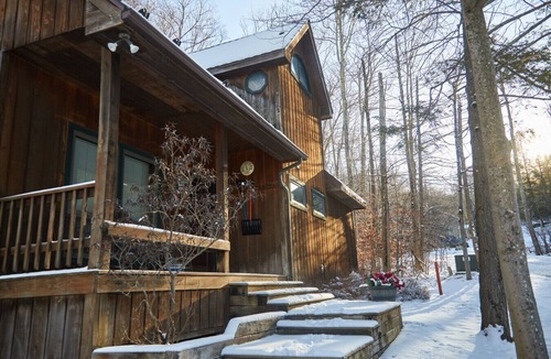 Northface Cabin | Rippling Waters is a Gorgeous cabin close to Timberline mountain slopes!