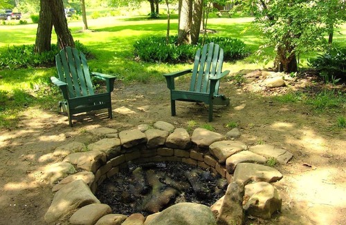 Confluence Cabin | Riverfront Cabin Rental with a Private Beach on Youghiogheny River near Pittsburgh, Pennsylvania