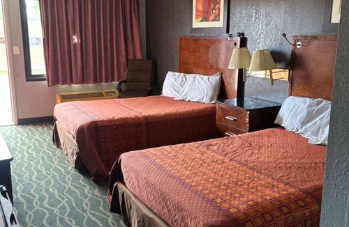 Wormleysburg Hotel | Riverfront Inn