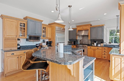 North Woodstock House | 🏡✨ Riverfront Luxury Retreat | ♨️ Hot Tub | 🎮 Game Room | 🐾 Pet-Friendly | 5BR
