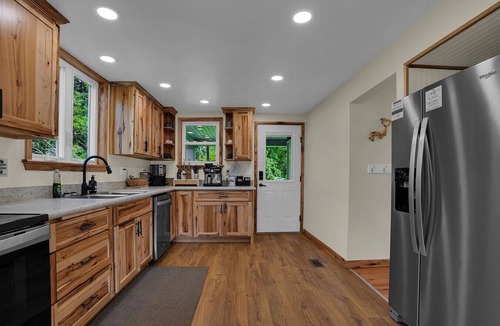 Dauphin House | Riverfront Manor - Beautiful view and setting!