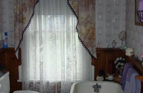 Ravenna Bed & Breakfast | Rocking Horse Inn