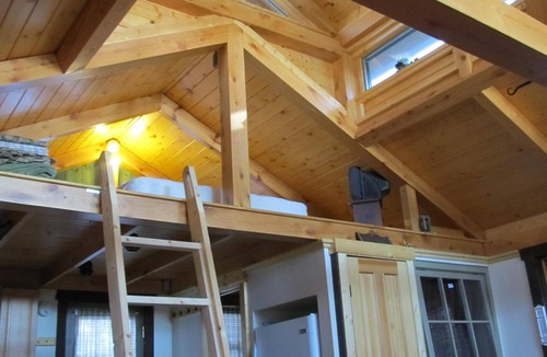Naples Cabin | Romantic getaway for 2 Beautiful time of year ! 2 day's open Aug