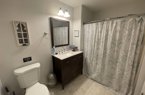 Frankford Bed & Breakfast | Room 2 - The Inn at Dirickson Creek