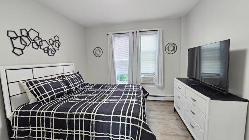 Hartford House | Room for rent in Apartment