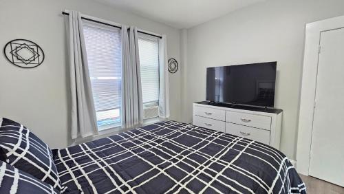 Hartford House | Room for rent in Apartment