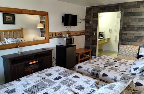Ohiopyle Hotel | Room: Steps from Raftng, Hiking & Dining in Ohiopyle