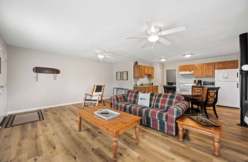 Westview Apartment | Rough River Lake Home for Work & Getaway Seekers!