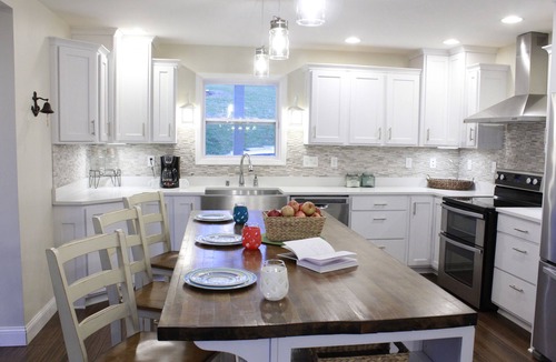 Falls of Rough House | Rough River Lake House conveniently located by Axtel Marina and Nicks Boat Dock