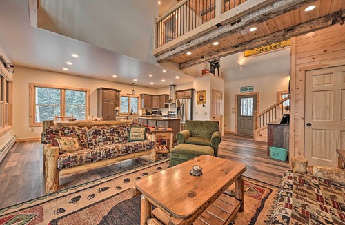 Pittsburg House | Rustic 3-Story Pittsburg Cabin w/Lake & Mtn Views