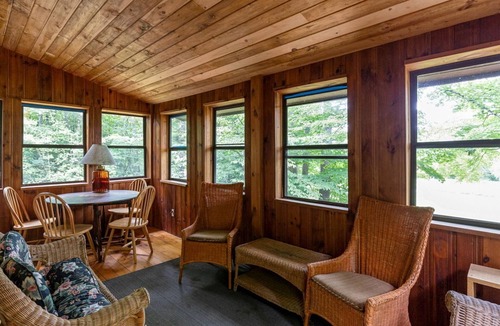 Lyme Cabin | Rustic Cabin in the Woods with Fireplace Ideal for Families near Hanover, New Hampshire