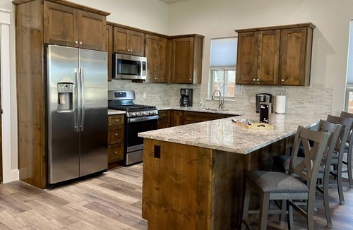 Nemo House | Rustic Elegance-Premier Lakeview Ranch Villa at Twin Canyons Longhorn Ranch