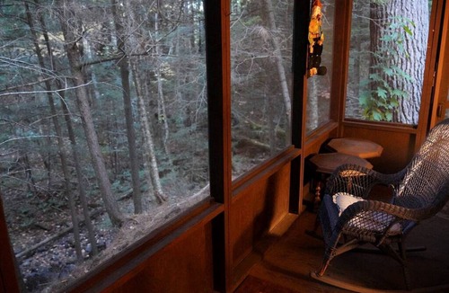 Woodsville Cabin | Rustic Pet-Friendly Bliss: Cabin Retreat in the White Mountains, NH