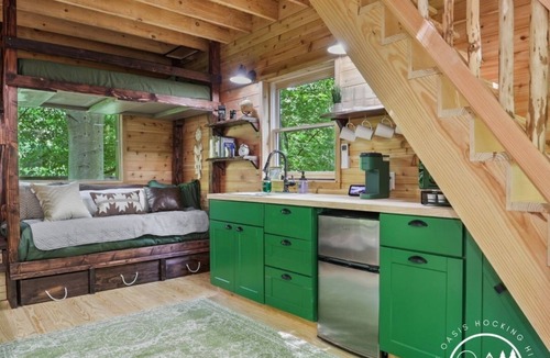 Logan House | Rustic Treehouse Oasis in Hocking Hills -Adventure Awaits