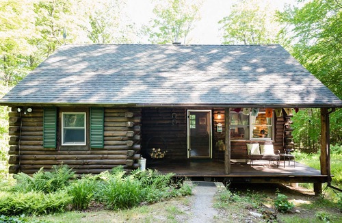 Guilford Cabin | Rustically Romantic Log Cabin near Sweet Pond