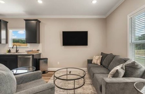 Ruston House | Ruston Retreat | LA Tech, Sports Complex, & Dining