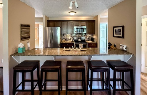 Bretton Woods Apartment | S29 Top-Floor Bretton Woods Condo with Stunning Mount Washington Views & Cozy Fireplace