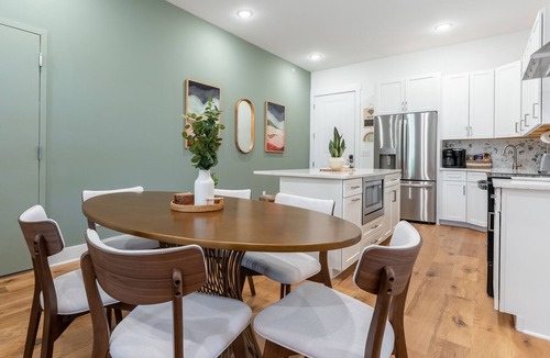 Inglewood Condo | Sage Haven @ Avery Luxury Condo 3bed/3bath East Nashville- Sleeps 14