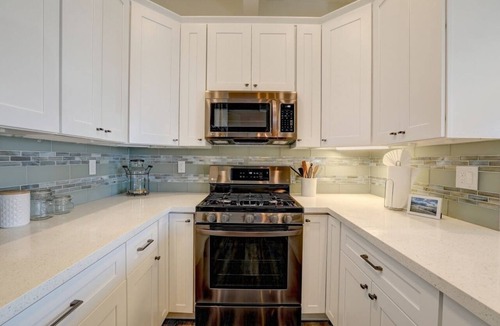 Morro Bay Condo | Salty Sister Beach House - Ocean Front and Rock Views